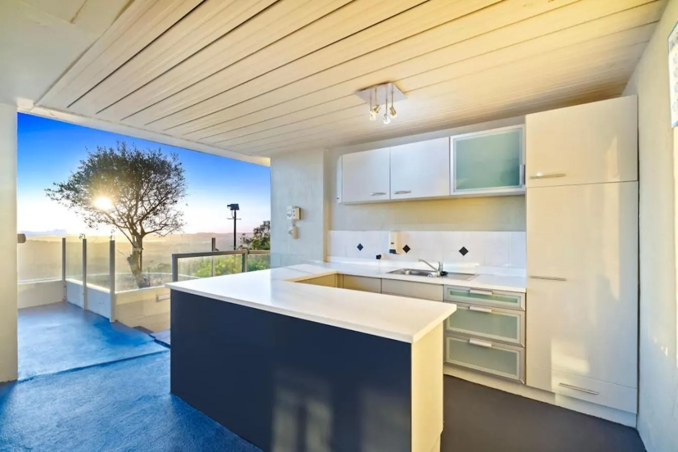 The Retreat Gold Coast Panoramic Views Sleeps 25 Villa Tallai